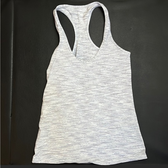 NEW Lululemon Cool Grey Active Tank Top - Picture 2 of 3